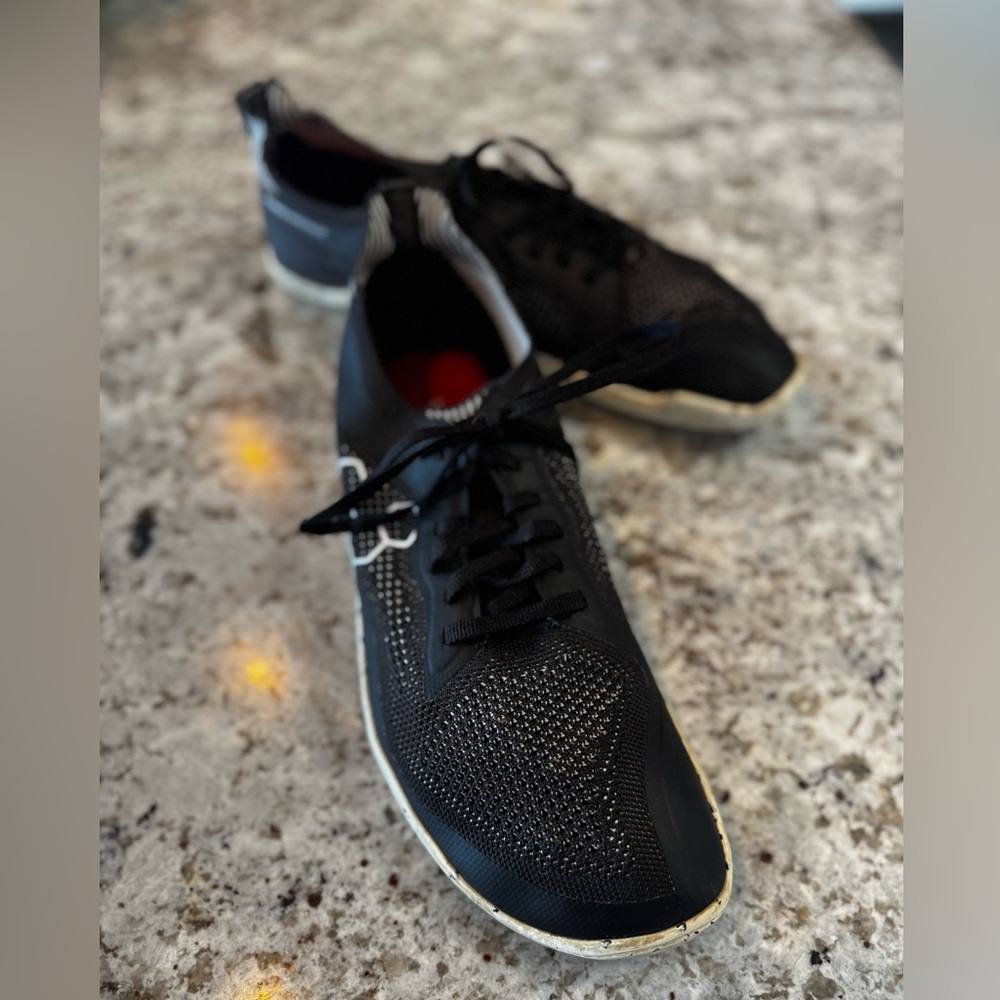 Vivo Barefoot Men's Black Knit Minimalist Sneakers